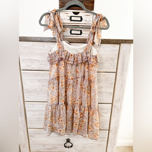Spring Floral Mini Dress In Size Small - Picture 3 of 6